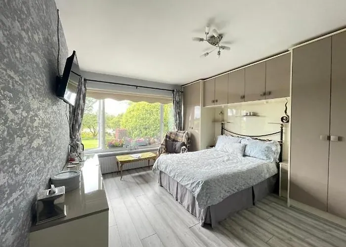 Bed & Breakfast June's Kilkelly